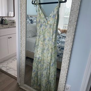Abercrombie & Fitch Green Floral Maxi Dress. size S.